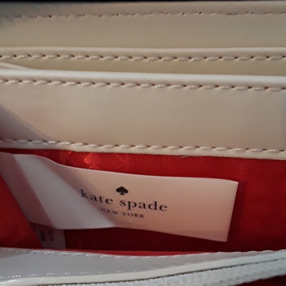 Kate Spade Wallet - Picture 4 of 8